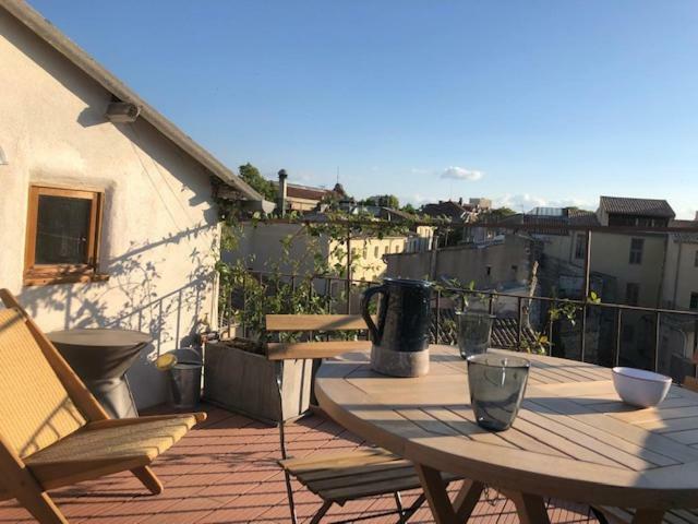 Appartement Avec Terrasse Panoramique Au Coeur De ニーム エクステリア 写真